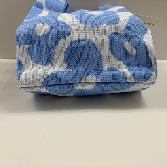 Wrist Tote Bag - 100% Polyester- Baby Blue/ White Daisies - NWT - Picture 5 of 9